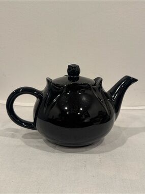 Vintage Mid-Century Hall Pottery Black Teapot Petal Design